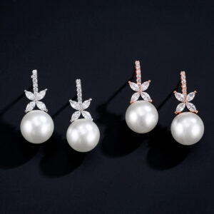 Women's Zirconia Micro-inlaid Elegant Earrings