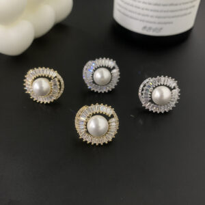 Micro Inlaid Zircon Exquisite And Versatile Niche Design Earrings