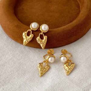Golden Retro Pearl Integrated Light Luxury Irregular Earrings