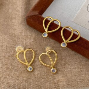 Advanced Sense Simple Temperament Versatile Irregular Love Light Luxury Earrings