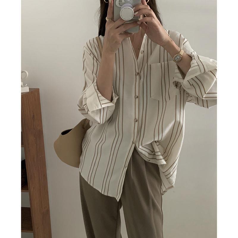 Women's Korean-style Gradient Striped Shirt - Image 4