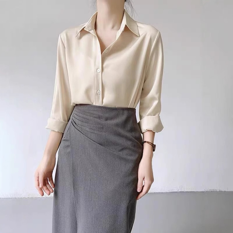 Women's High-grade Green Satin Shirt - Image 4