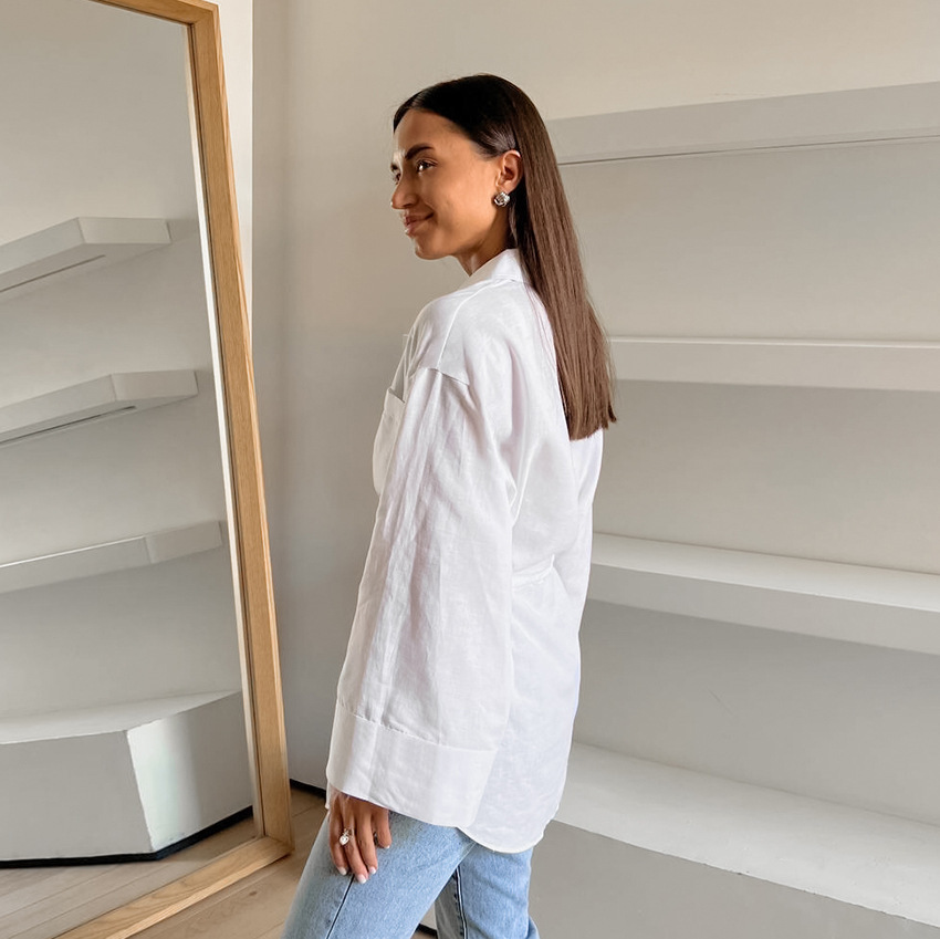 Women's Simple White Cotton And Linen Loose Lapels Shirt - Image 4