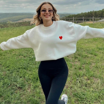 Casual Fashion Sweet Round Neck Pullover Women - Image 3