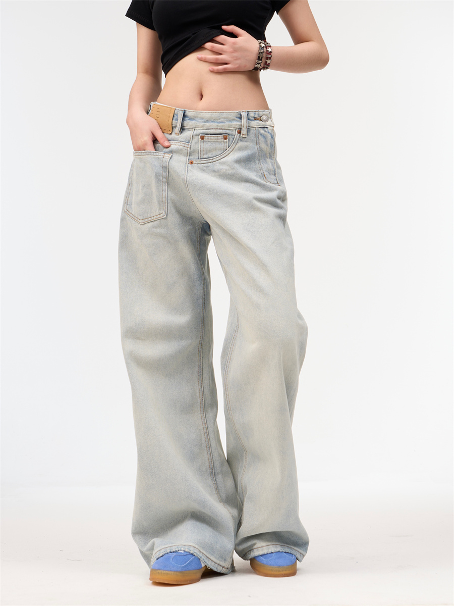 Women's Loose Retro Washed Light Colored Jeans - Image 3
