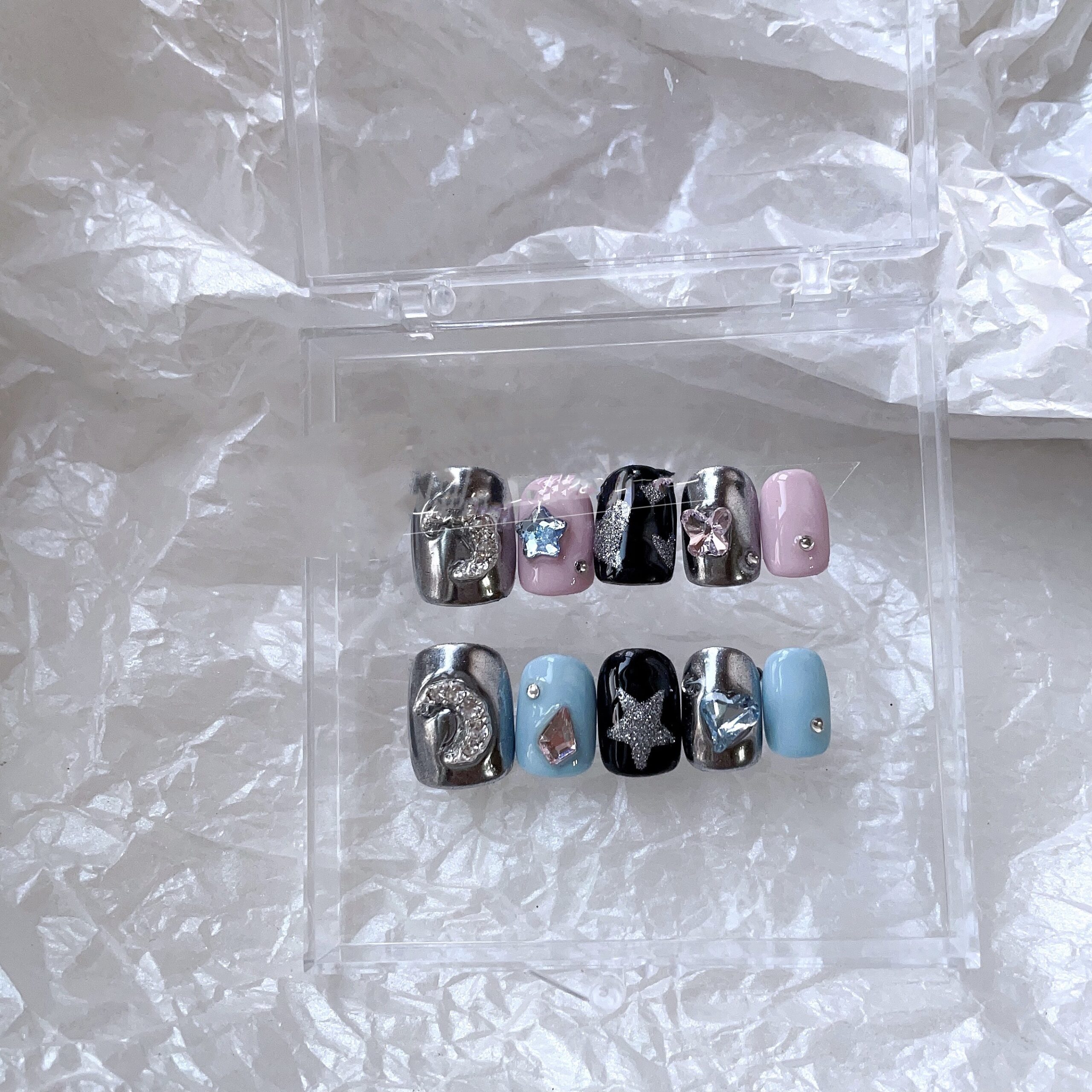 Star Girl Wears Nail Patch - Image 3