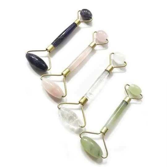 Jade Roll Massager Relieves Facial Tension - Image 3