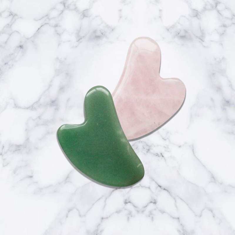 Jade Roll Massager Relieves Facial Tension - Image 6