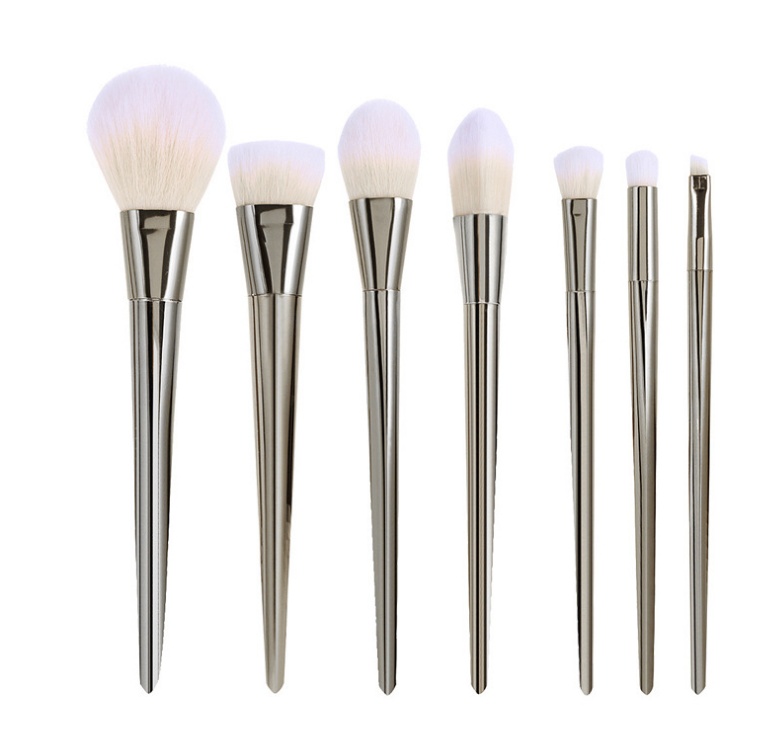 Rhombus 7 makeup brush, makeup brush, brush foundation, eye shadow, brush and makeup. - Image 4