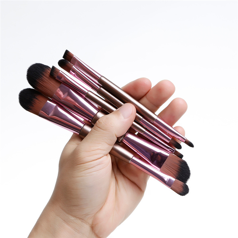 Makeup Brushes - Image 3