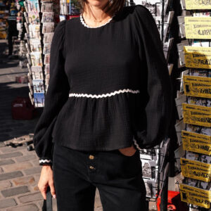 Women's Backless Bow-tie Lace Top In Solid Color