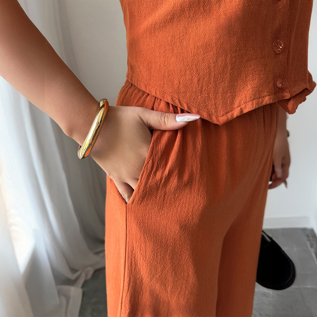 Simple Sleeveless Wide-leg Pants Two-piece Set For Women - Image 3