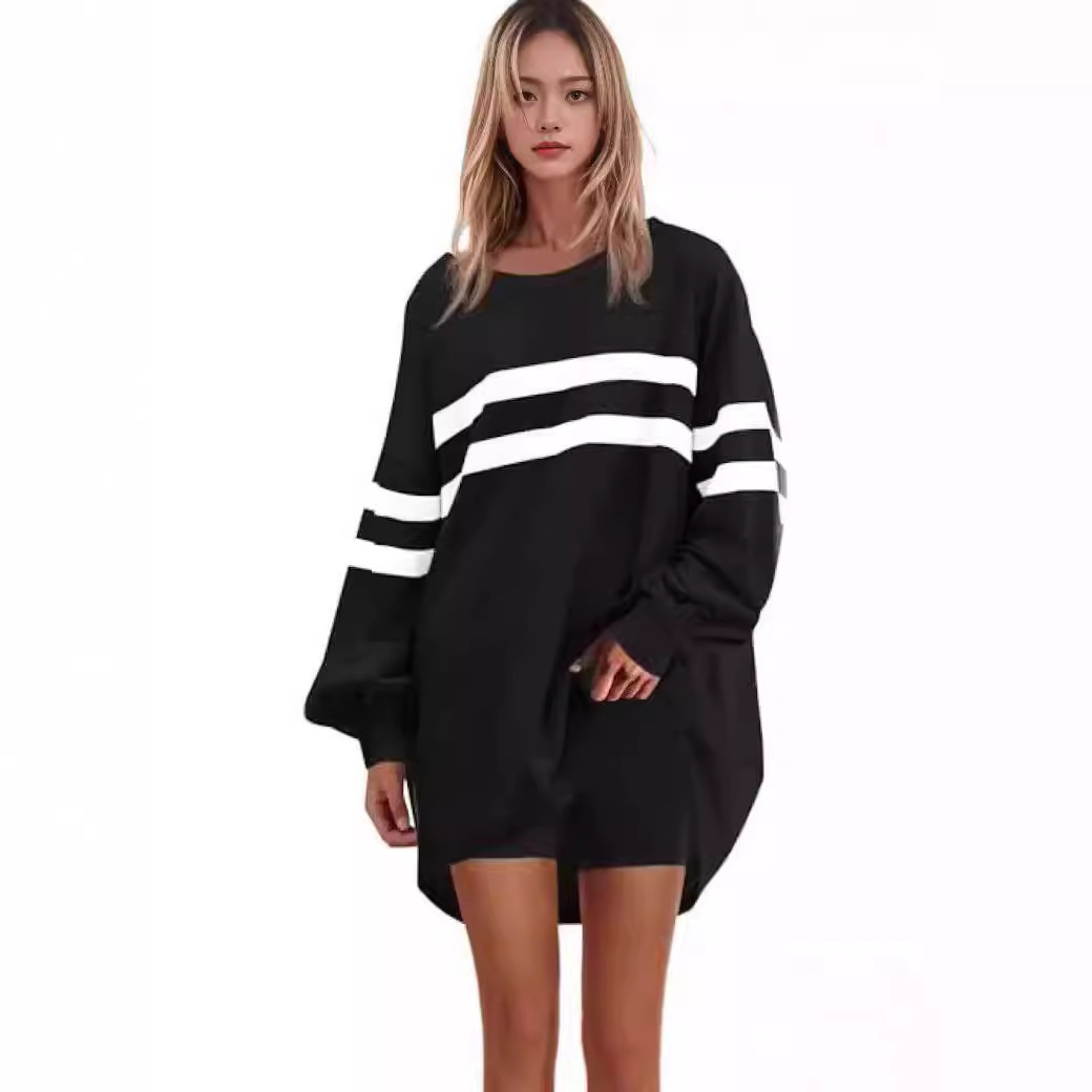 Women's Round Neck Loose Pullover Sweater - Image 4