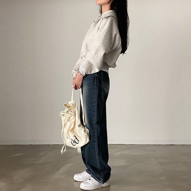 Women's Long-sleeved Solid Color Short Sweater - Image 5