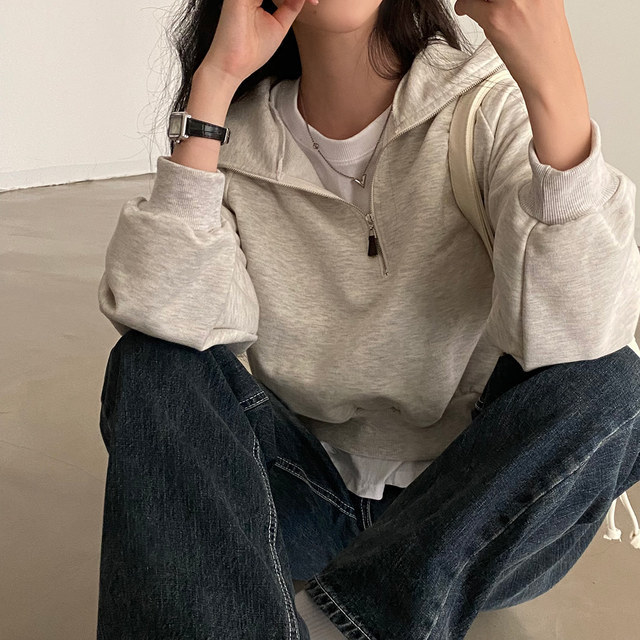 Women's Long-sleeved Solid Color Short Sweater - Image 7