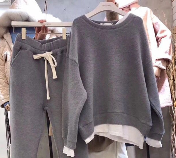 Loose Sports Suit - Image 4