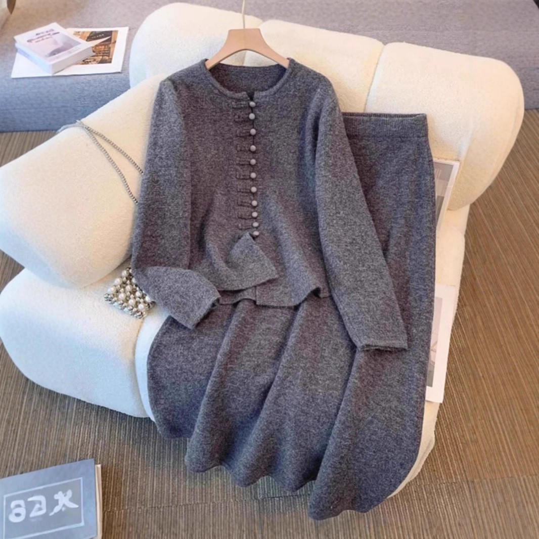 Women's Fashion Chinese Style Solid Color High Sense Sweater Mid-length Dress Set - Image 3
