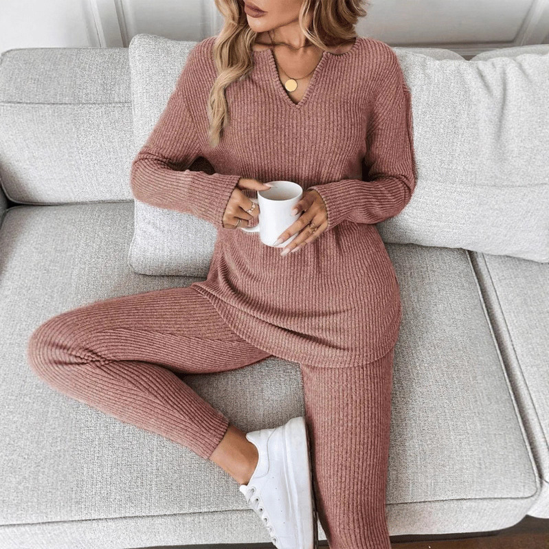 V-neck Design Simple And Stylish Casual Loungewear Set For Women - Image 2