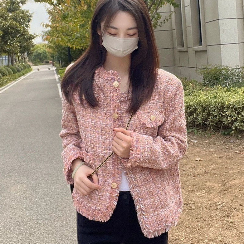 Fashion Design Temperament Women's Short Coat - Image 3