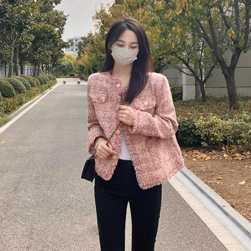 Fashion Design Temperament Women's Short Coat - Image 5