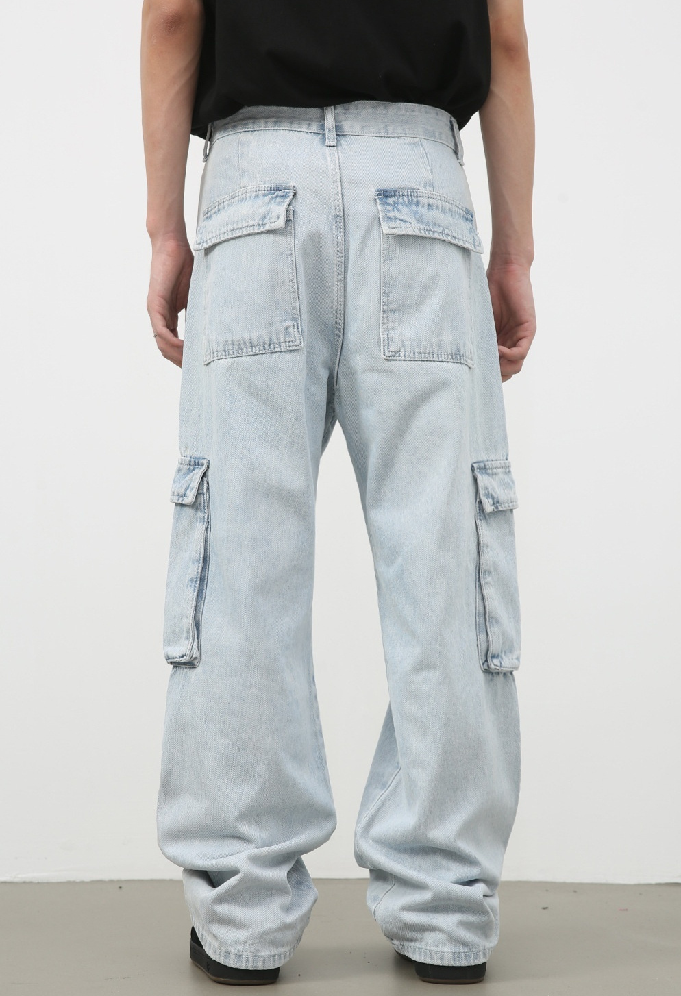 Retro Washed Light Blue Cargo Jeans Male - Image 2