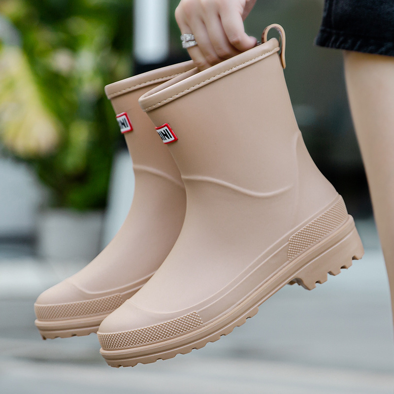 Women's fashionable rain boots, suitable for students. - Image 7