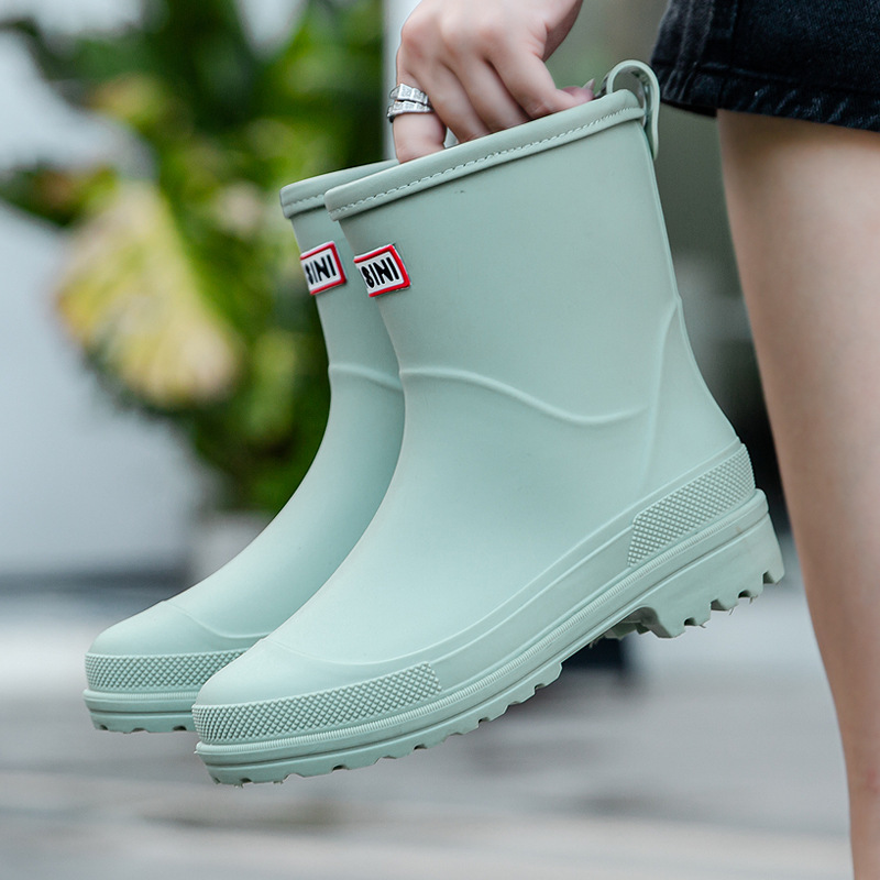 Women's fashionable rain boots, suitable for students. - Image 10