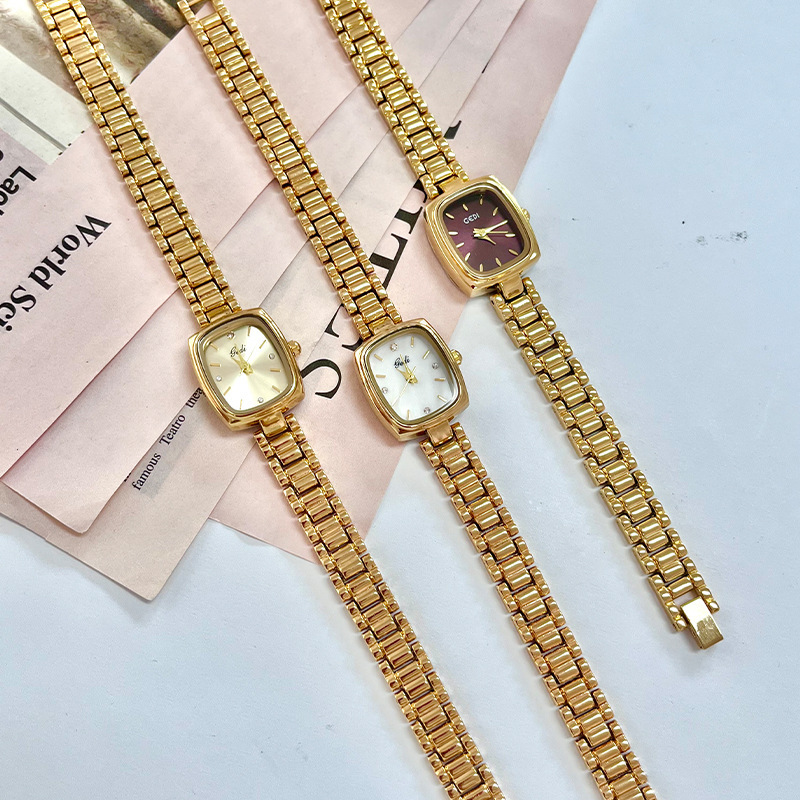 Niche High-end Small Gold Watch - Image 4