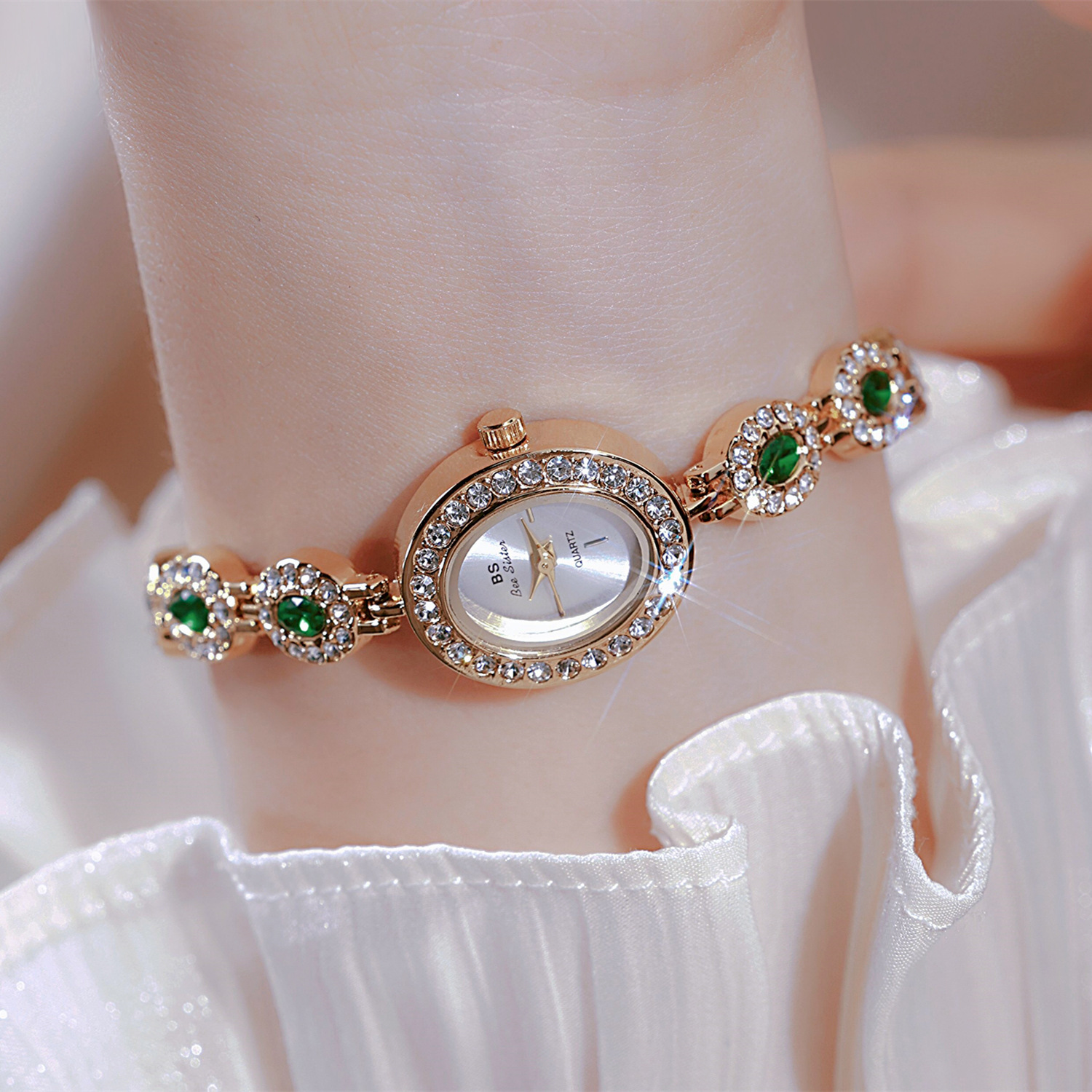 Mid-ancient Fashion Oval Colored Gems Rainbow Light Luxury Watch - Image 3