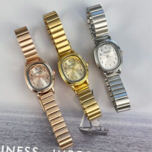 Oval Disk Women's Retro Digital Simple Watch