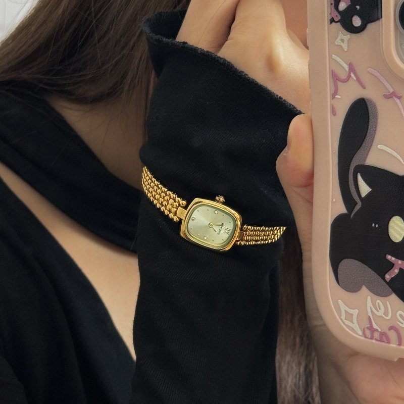 Autumn And Winter Niche New Style Small Cube Sugar Light Luxury Women's Watch - Image 5