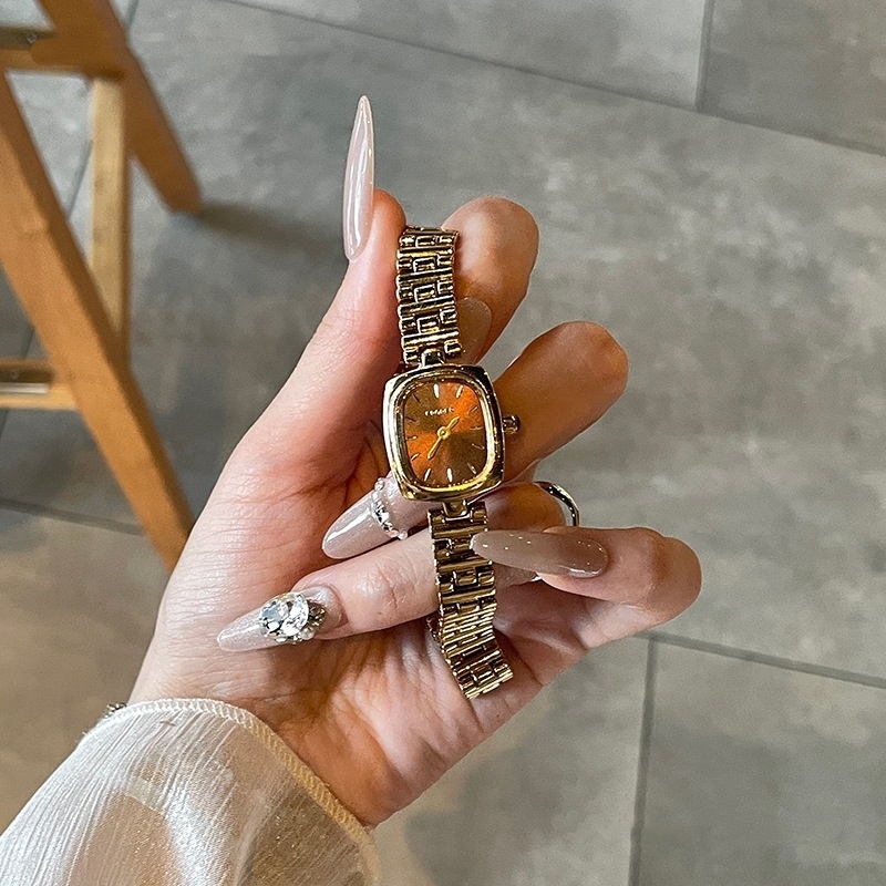 Autumn And Winter Niche New Style Small Cube Sugar Light Luxury Women's Watch - Image 8