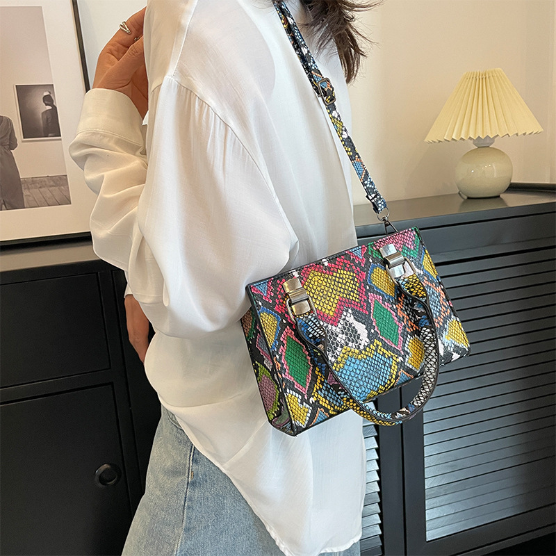 Niche Design Crossbody Casual Crocodile-print Small Square Handbag