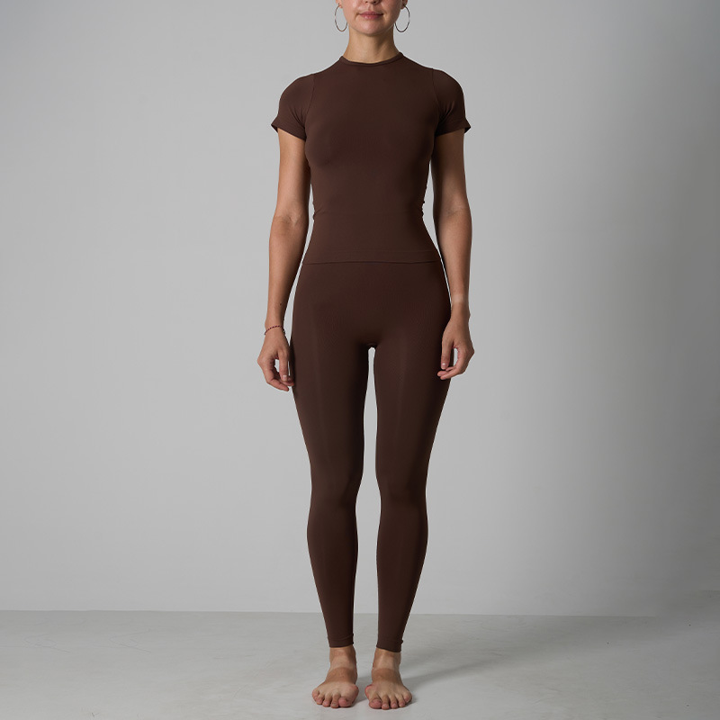 Soft Skin-friendly Seamless Short-sleeved Trousers Running Sports Suit - Image 8