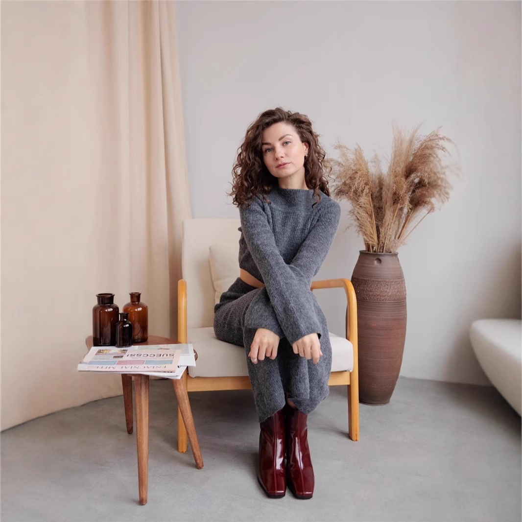 High-grade Off-shoulder Sweater Suit Women's Bag Hip Bottoming Skirt - Image 3