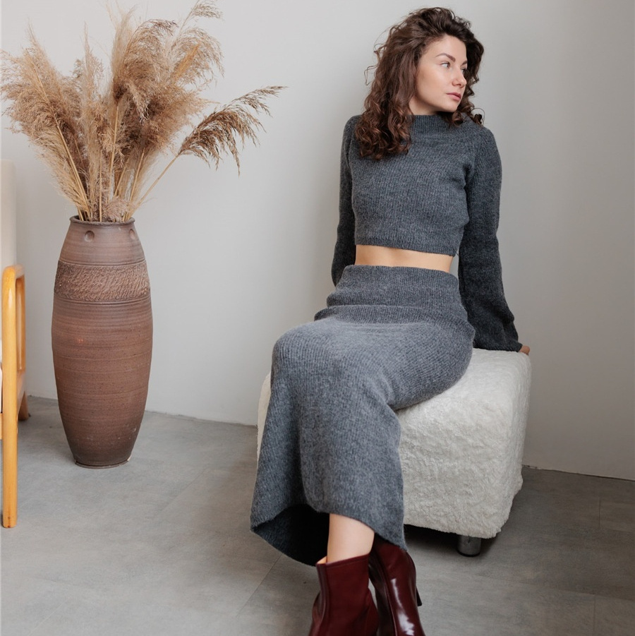 High-grade Off-shoulder Sweater Suit Women's Bag Hip Bottoming Skirt - Image 6