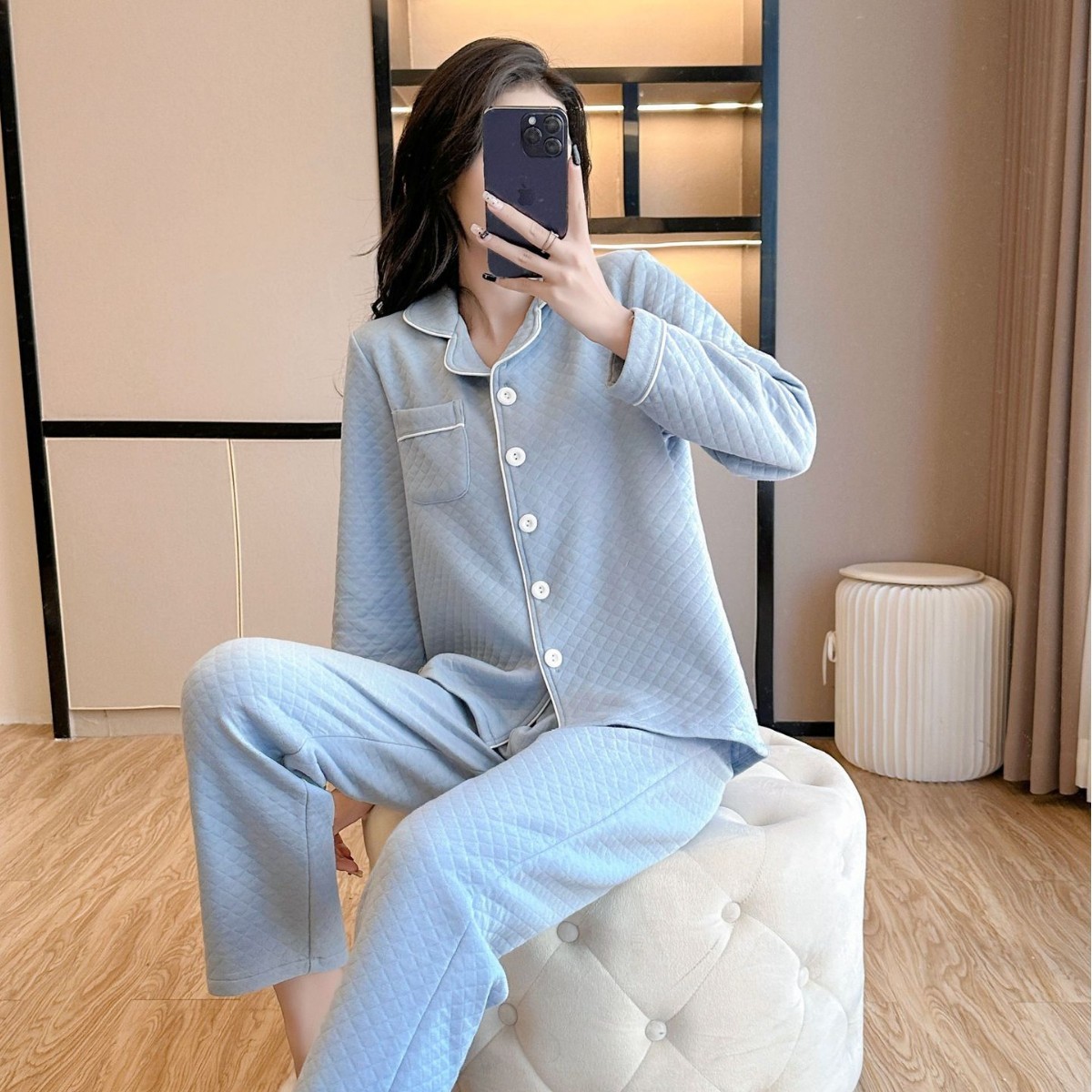 Womens Thickened Solid-Color AutumnWinter Loungewear Set With Long Sleeves - Image 2