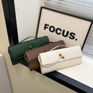 Retro Handbag Shoulder Messenger Bag