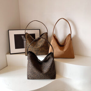 Women's Leopard Print Large Capacity Trendy Tote Bag