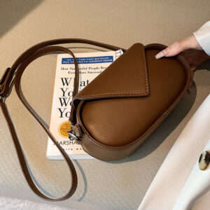Retro Spring And Summer New Fashion Shoulder Bag