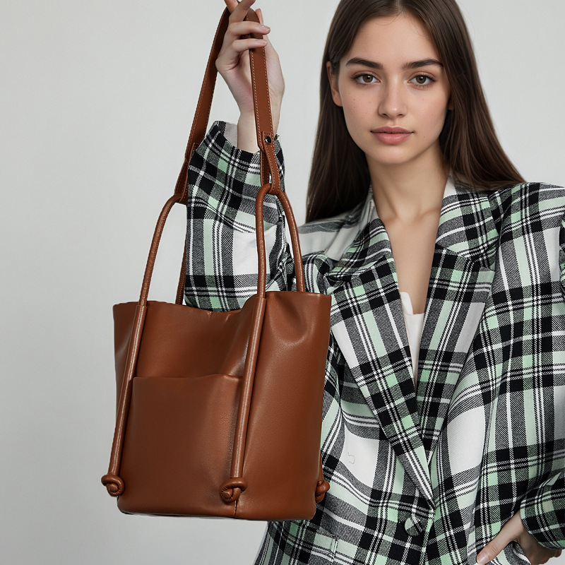 Premium Soft Cowhide Large Capacity Tote Bag Simple