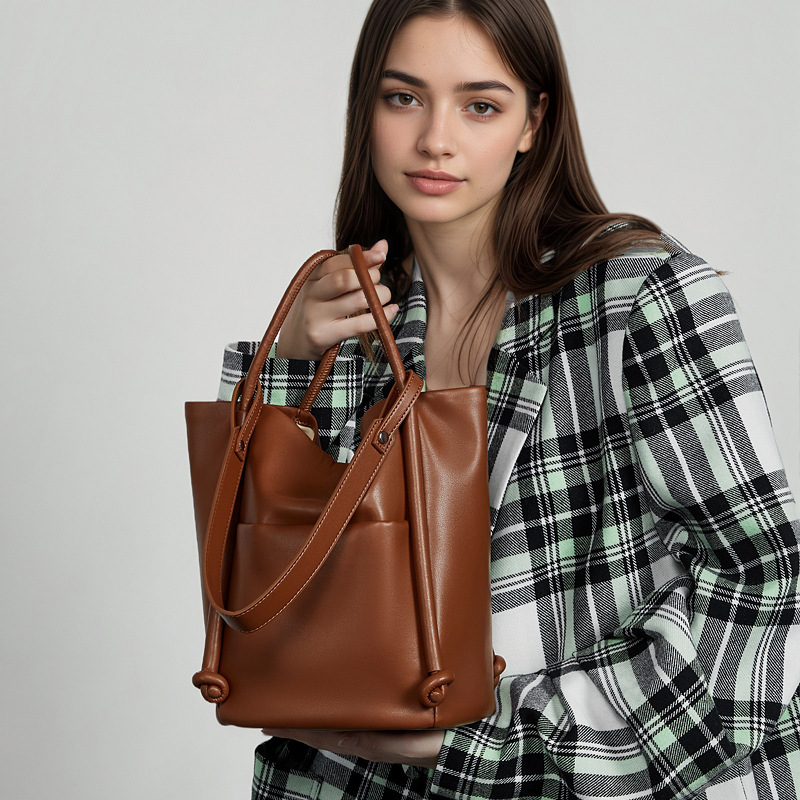 Premium Soft Cowhide Large Capacity Tote Bag Simple - Image 2