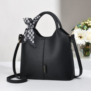 Fashionable Ladies Handbag With A Spacious And Elegant Design