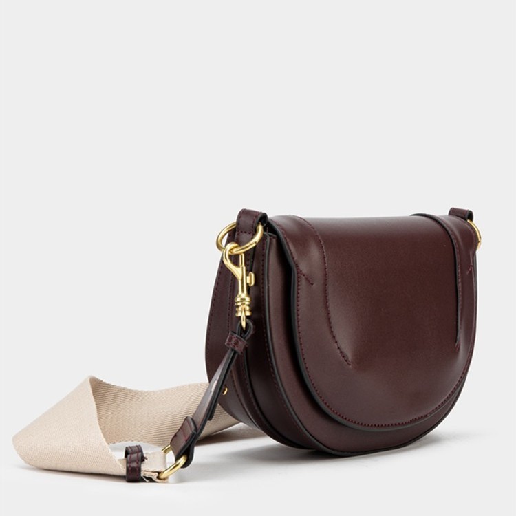 New Saddle Bag With Magnetic Clasp - Image 4