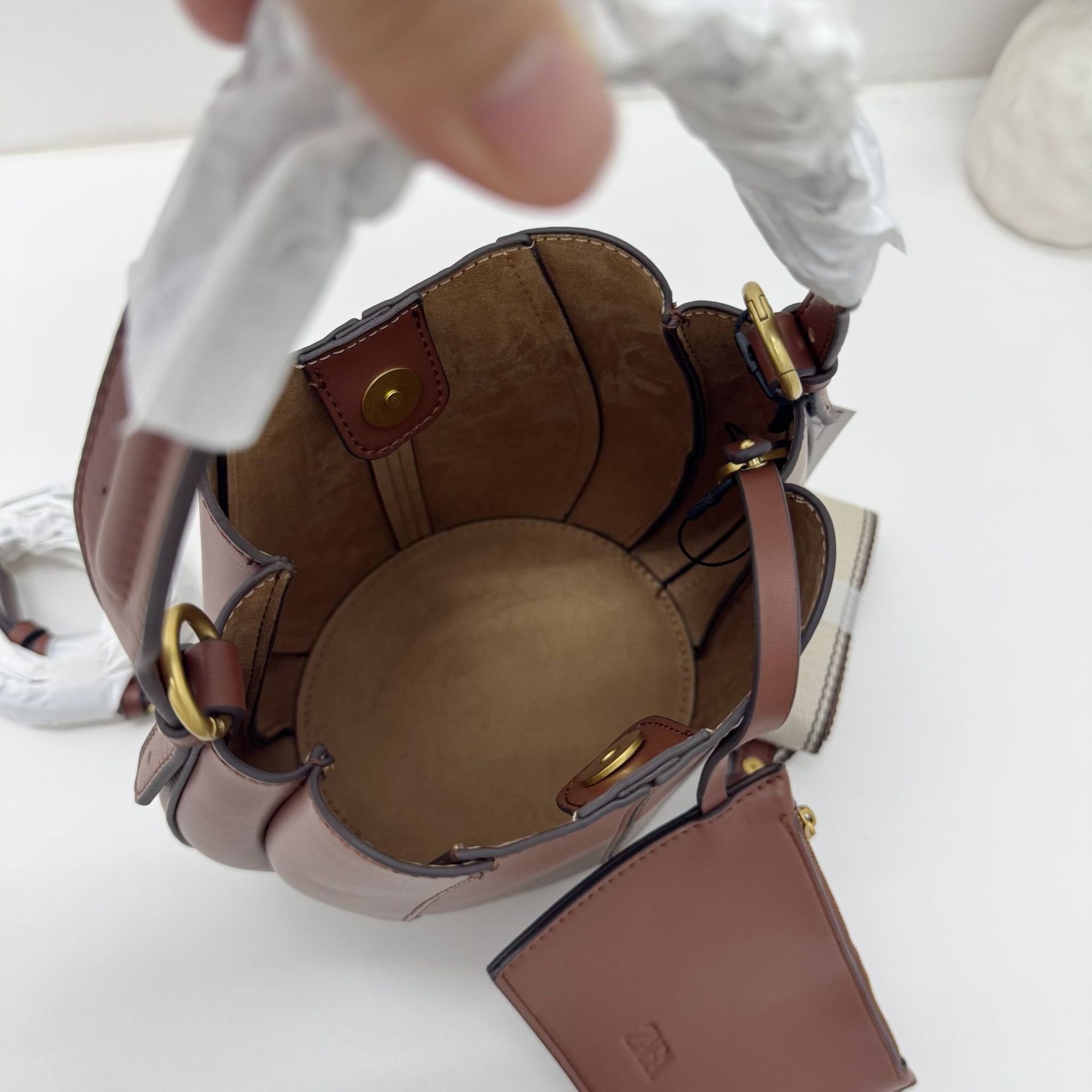 Lightweight Luxury Bucket Bagstylish Versatile And Casual - Image 4