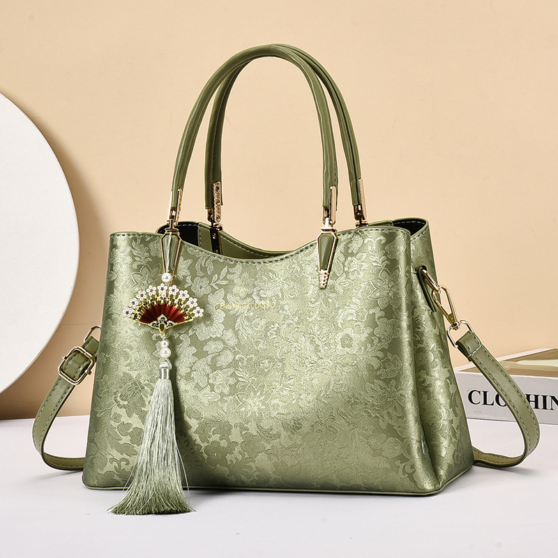 Large-Capacity Gift For Commuting Moms - Image 7