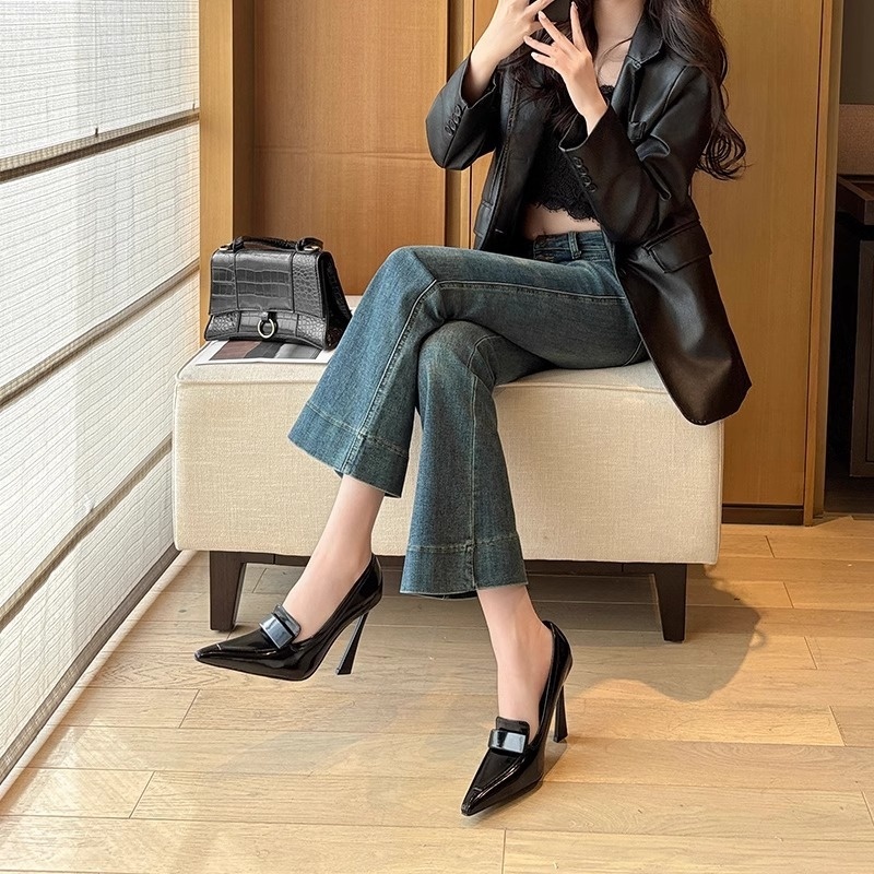 Retro Pointed Elegant Women's Commuting Stiletto Patent Leather High Heels - Image 3