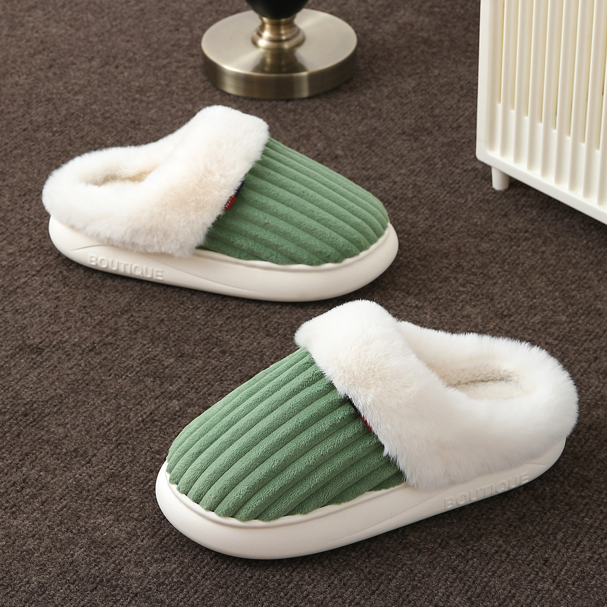 Plush Slippers Winter Thickened Coral Couple - Image 3