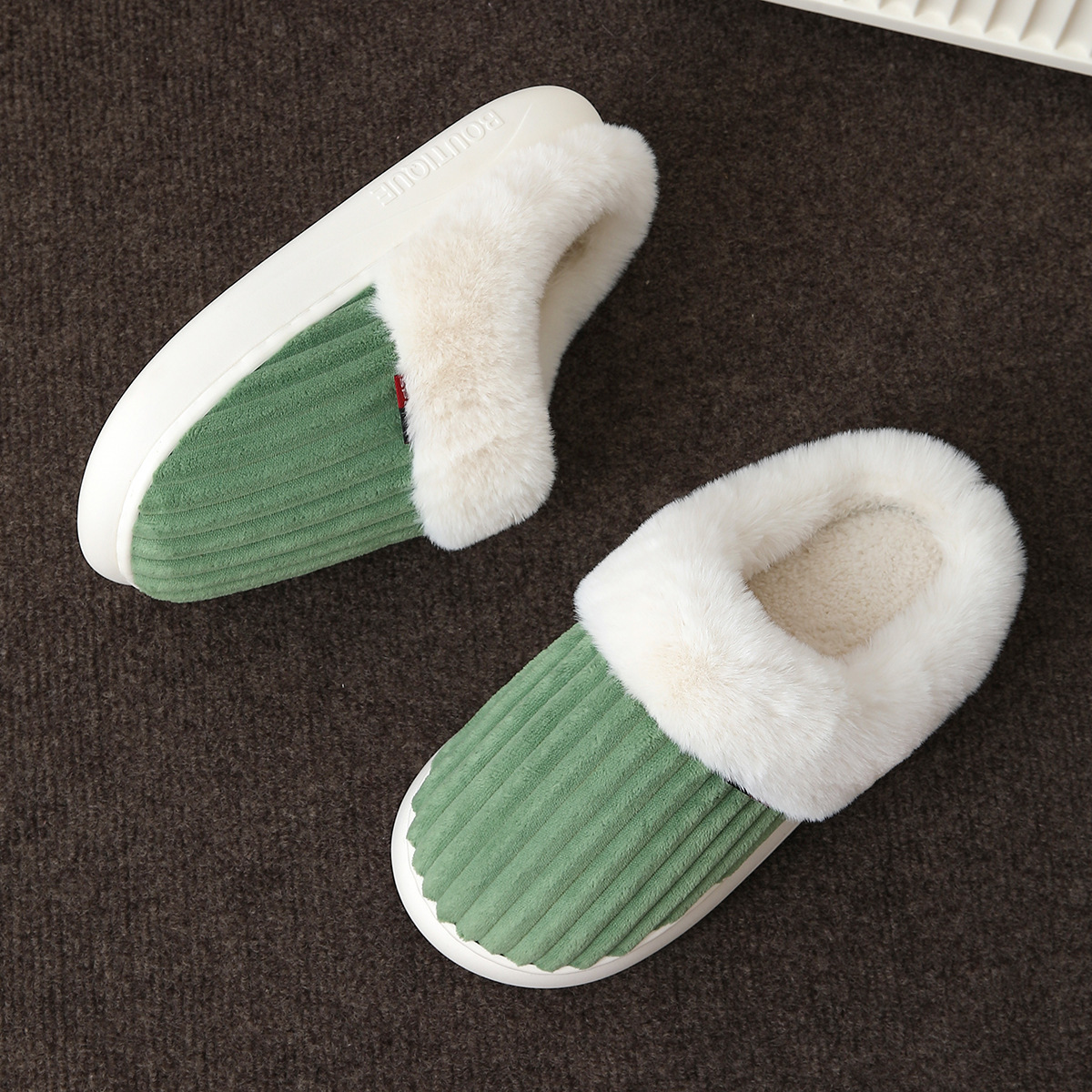 Plush Slippers Winter Thickened Coral Couple - Image 4