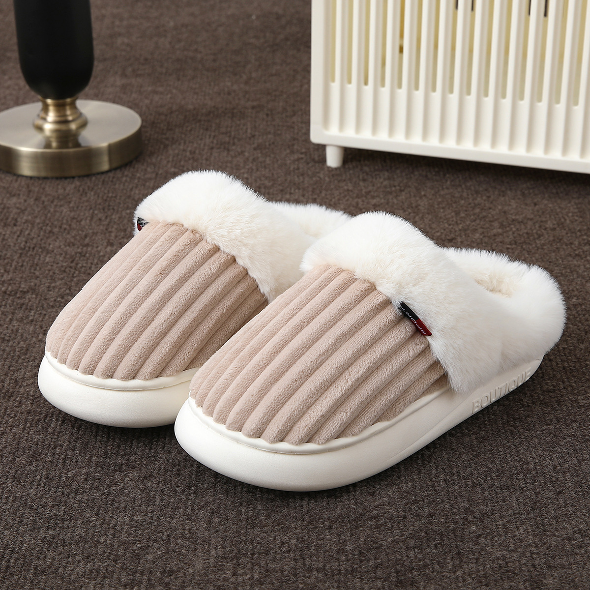 Plush Slippers Winter Thickened Coral Couple - Image 9